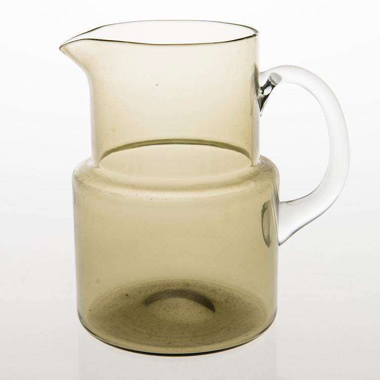 SAARA HOPEA, GLASSWARE SET IN BASKET, jug and 4 drinking glasses, Nuutajärvi. Designed 1952.