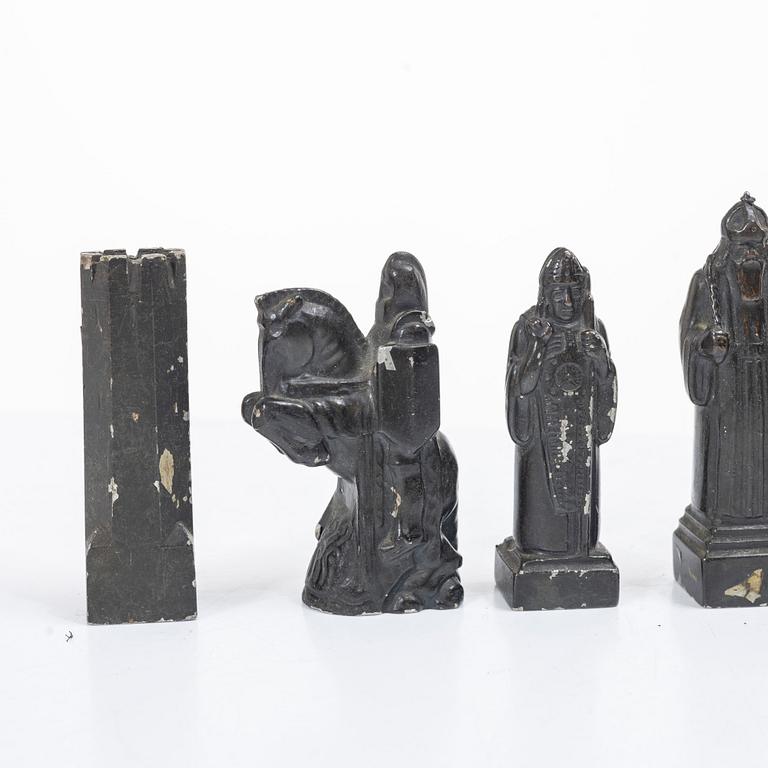 Tore Strindberg, Chess pieces, 32 pcs, Herman Bergmans Gjuteri, Stockholm.