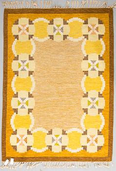 A CARPET,  flat weave, signed IS (Ingegerd Silow), around 231 x 165 cm.