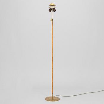 Paavo Tynell, A mid-20th Century floor lamp model 9602 for Taito, Finland.