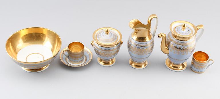 KAFFESERVIS, 14 delar, porslin, empire, 1800-talets första hälft.