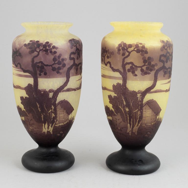 A pair of glass vases, 20th Century.