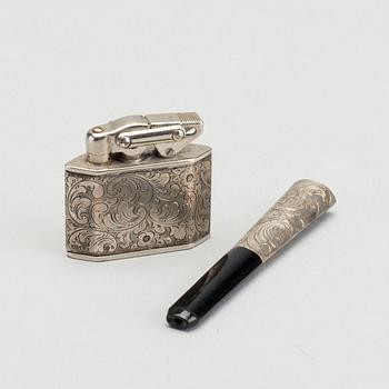CIGARETTMUNSTYCKE SAMT TÄNDARE, silver, svenska importstämplar. 1900-talets första hälft.
