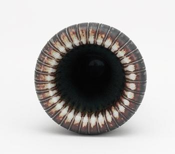 A Wilhelm Kåge 'Farsta' stoneware vase, Gustavsberg studio 1955.