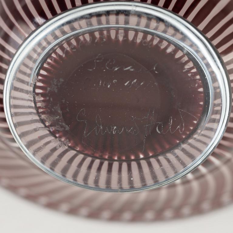 Edward Hald, twp glass "slipgraal" bowls, signed, Orrefors, 1941 and 1945.