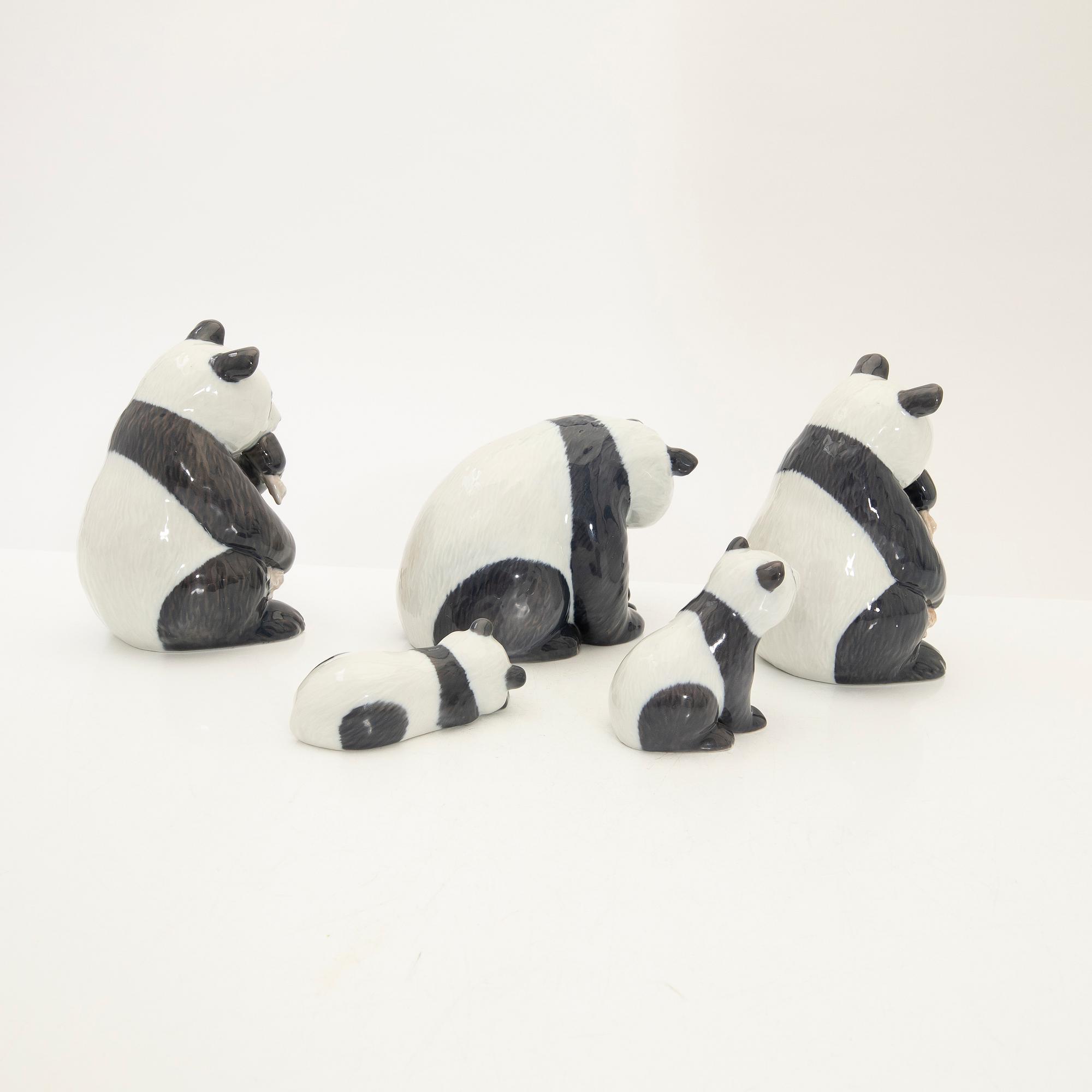 Allan Therkelsen, figuriner, 5 delar, Royal Copenhagen, Danmark, 1990-tal.