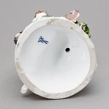FIGURIN, porslin, Meissen, sent 1800-tal.