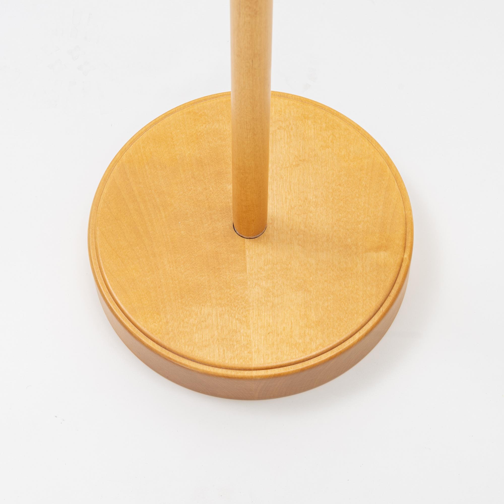 Carl Malmsten, golvlampa, "Staken".