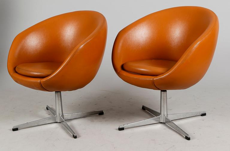 KARMSTOLAR, 1 par, "Rondo", S M Wincrantz Möbelindustri, Skövde, 1960-/70-tal.