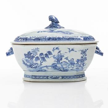 Porcelain, 9 decares, China, 18th-19th century.