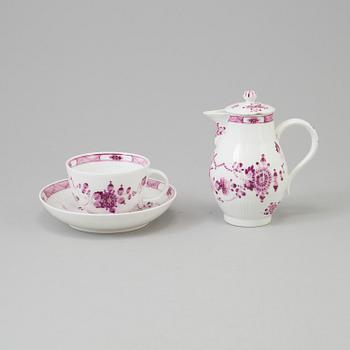 KANNA med LOCK, samt KOPP med FAT, porslin. Meissen, 1700-tal.