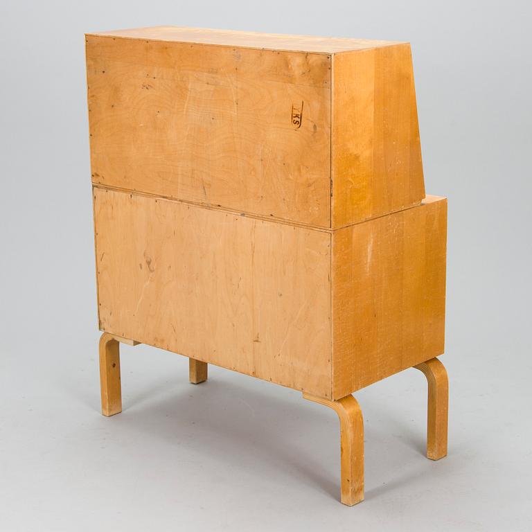 Alvar Aalto, a 1934 secretary desk model 802 for O.Y. Huonekalu- ja Rakennustyötehdas A.B.