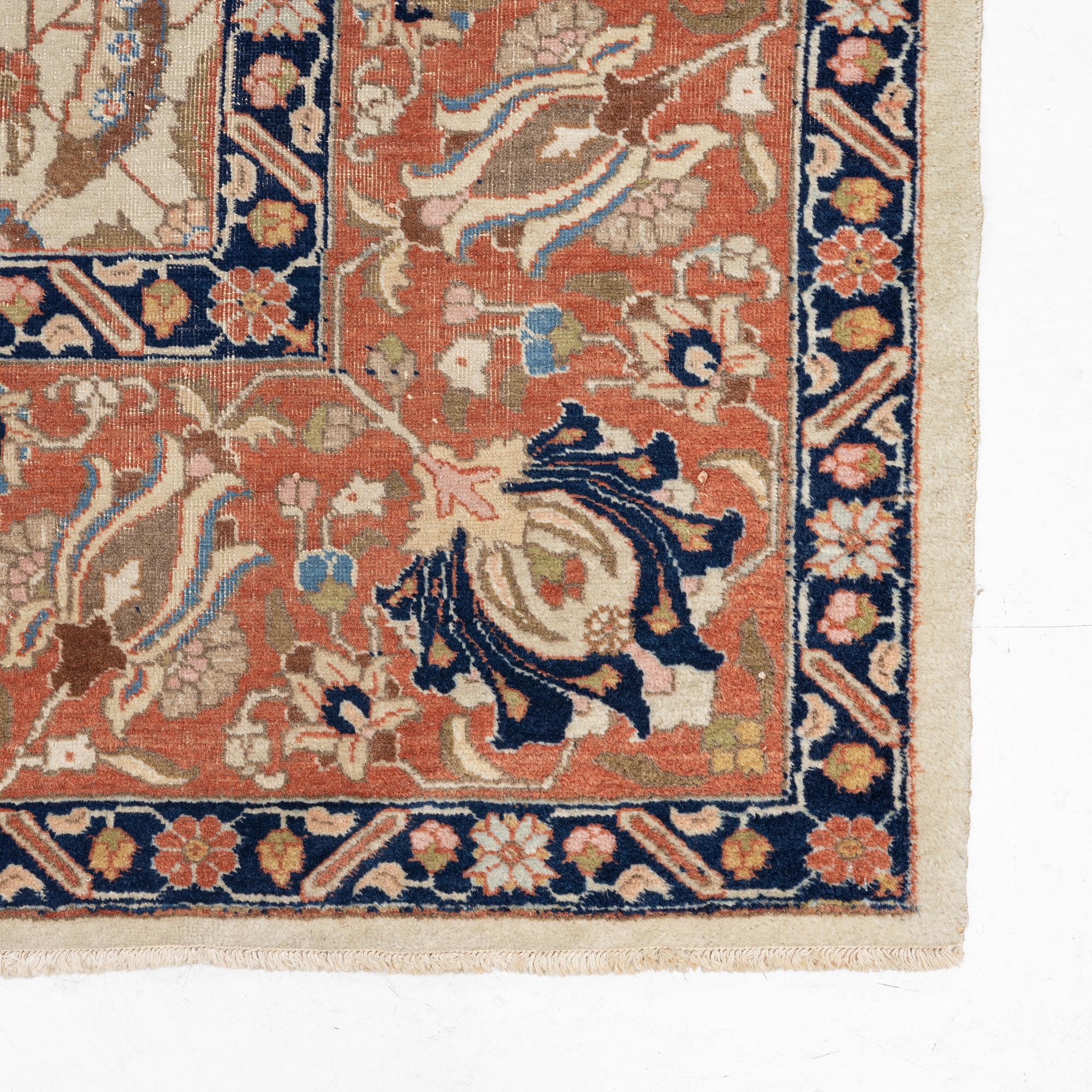 Rug, antique/semi-antique Tabriz, approx. 370 x 272 cm.