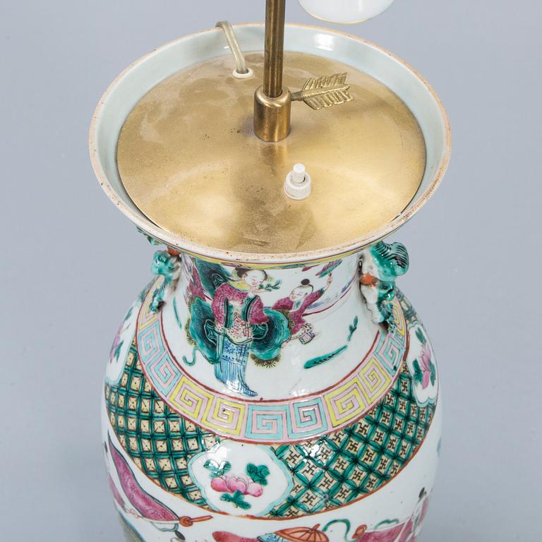 Bordslampa Kina 18/1900-tal.