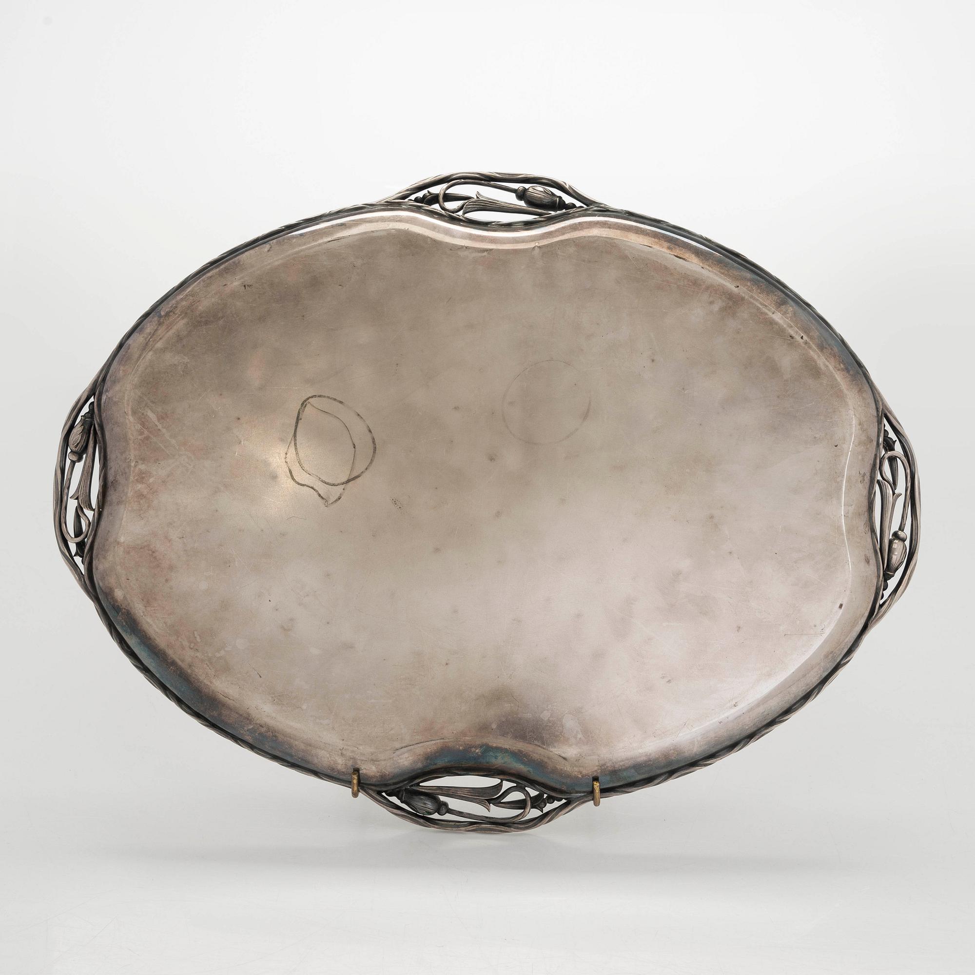 A silver tray, Auran Kultaseppä oy, Turku 1961.