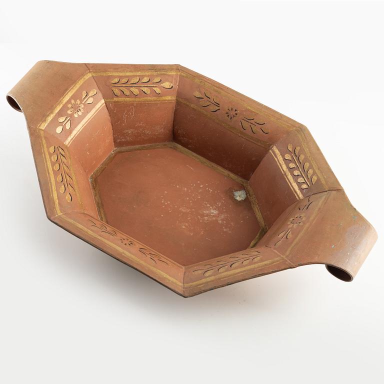 An Empire bread basket, first half of the 19th Century.