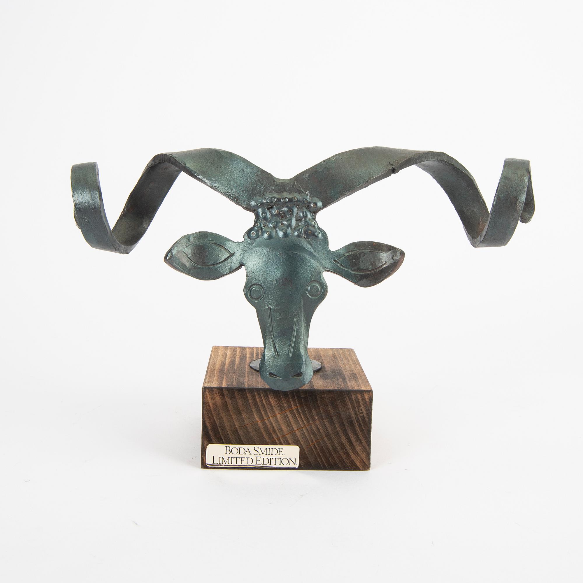 Bertil Vallien,  skulptur numrerad metall.