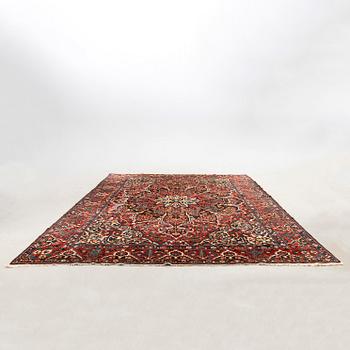 Carpet, Bakhtiari, 420 x 320 cm.