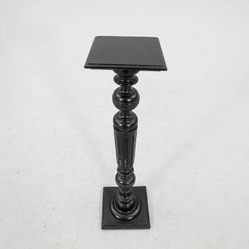 Pedestal, first half of the 20th century.