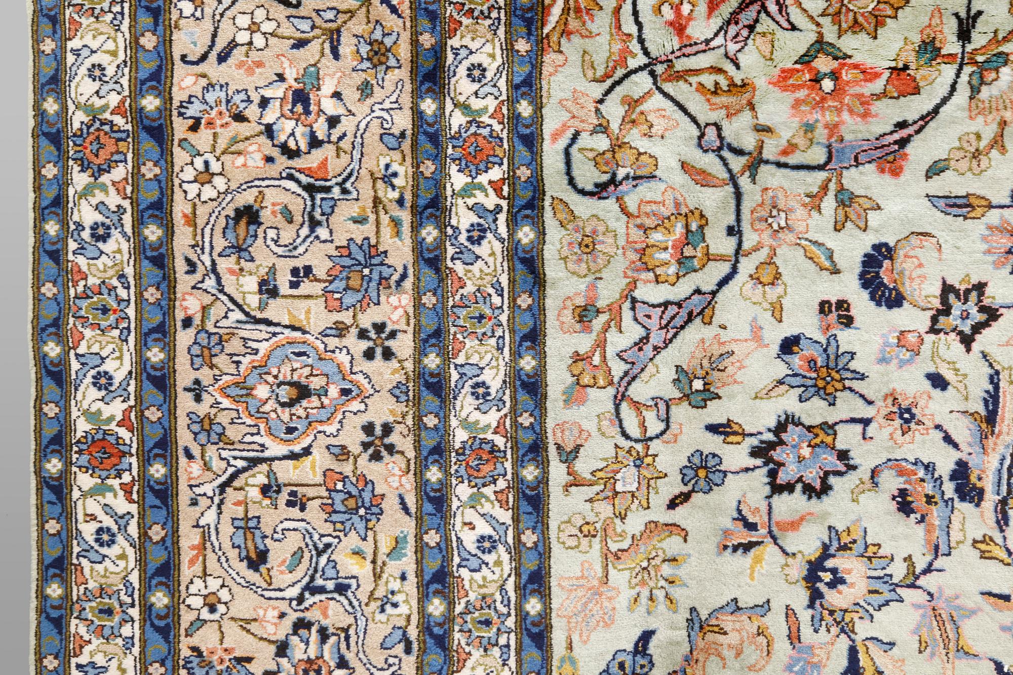 Matta, Keshan, 400 x 296 cm.