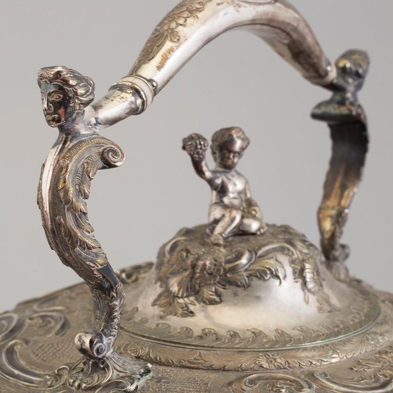 An 1823 silver samovar, probably by Joseph Angell, London, 1823.