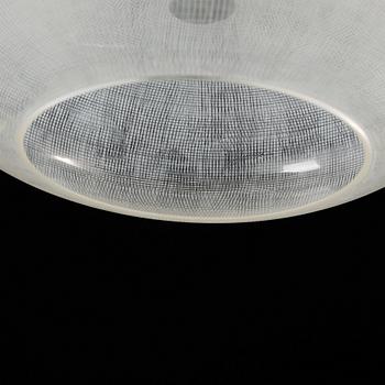TAKLAMPOR, 2 st, Putzler Glas, omkring 1900-talets mitt. Höjd 57 respektive 85 cm.