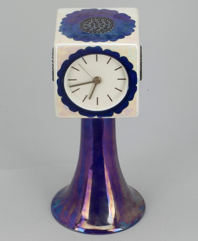 Birger Kaipiainen, BORDSKLOCKA.