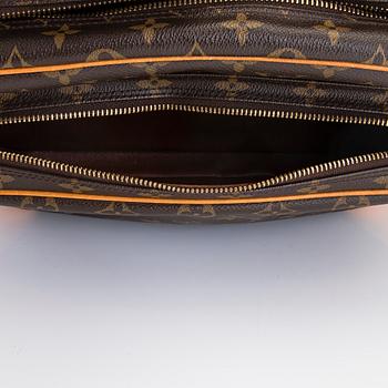 Louis Vuitton, a Monogram Canvas 'Nil 28' shoulder bag.