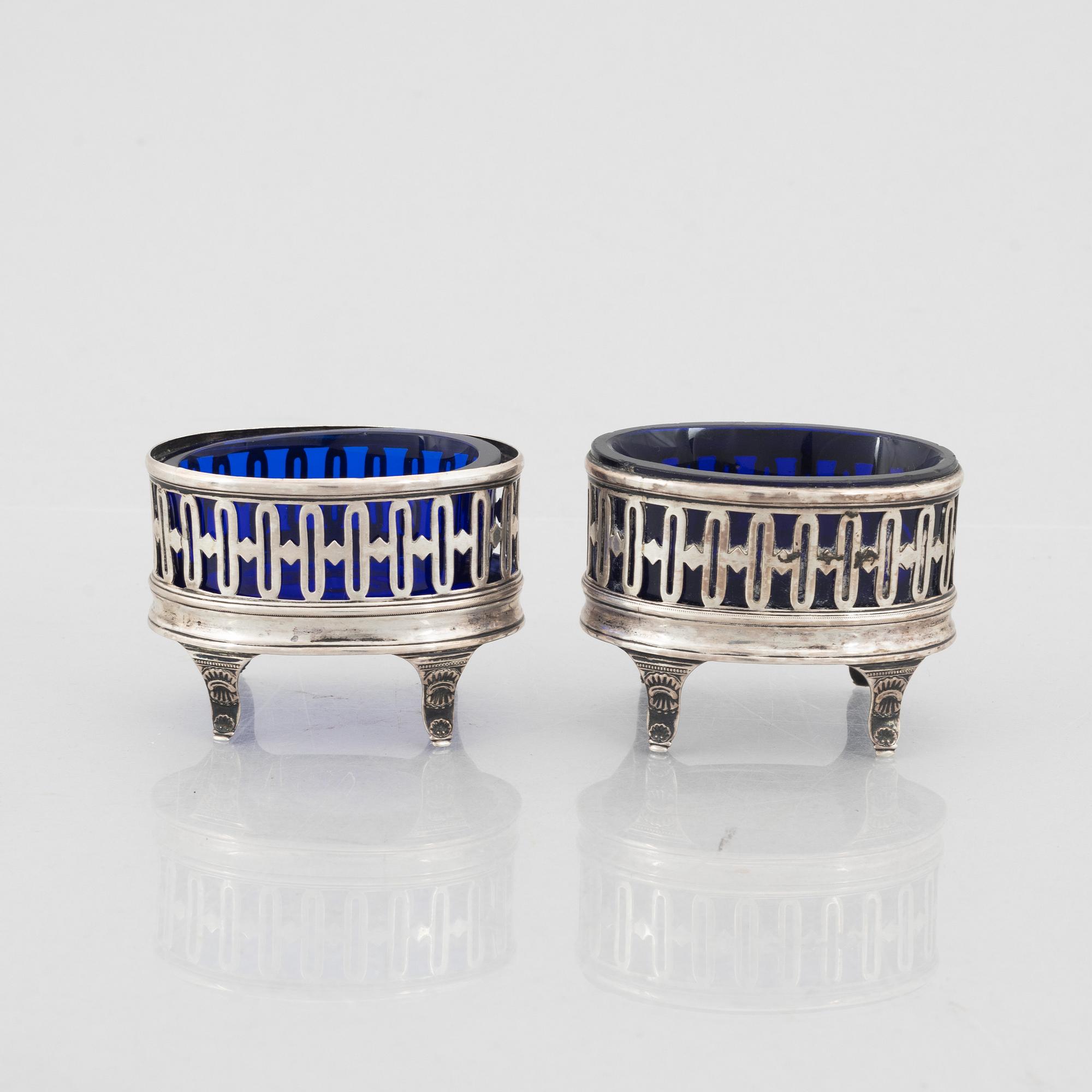 Gustav Hamnqvist, saltkar, ett par, silver och glas, Åmål 1810.