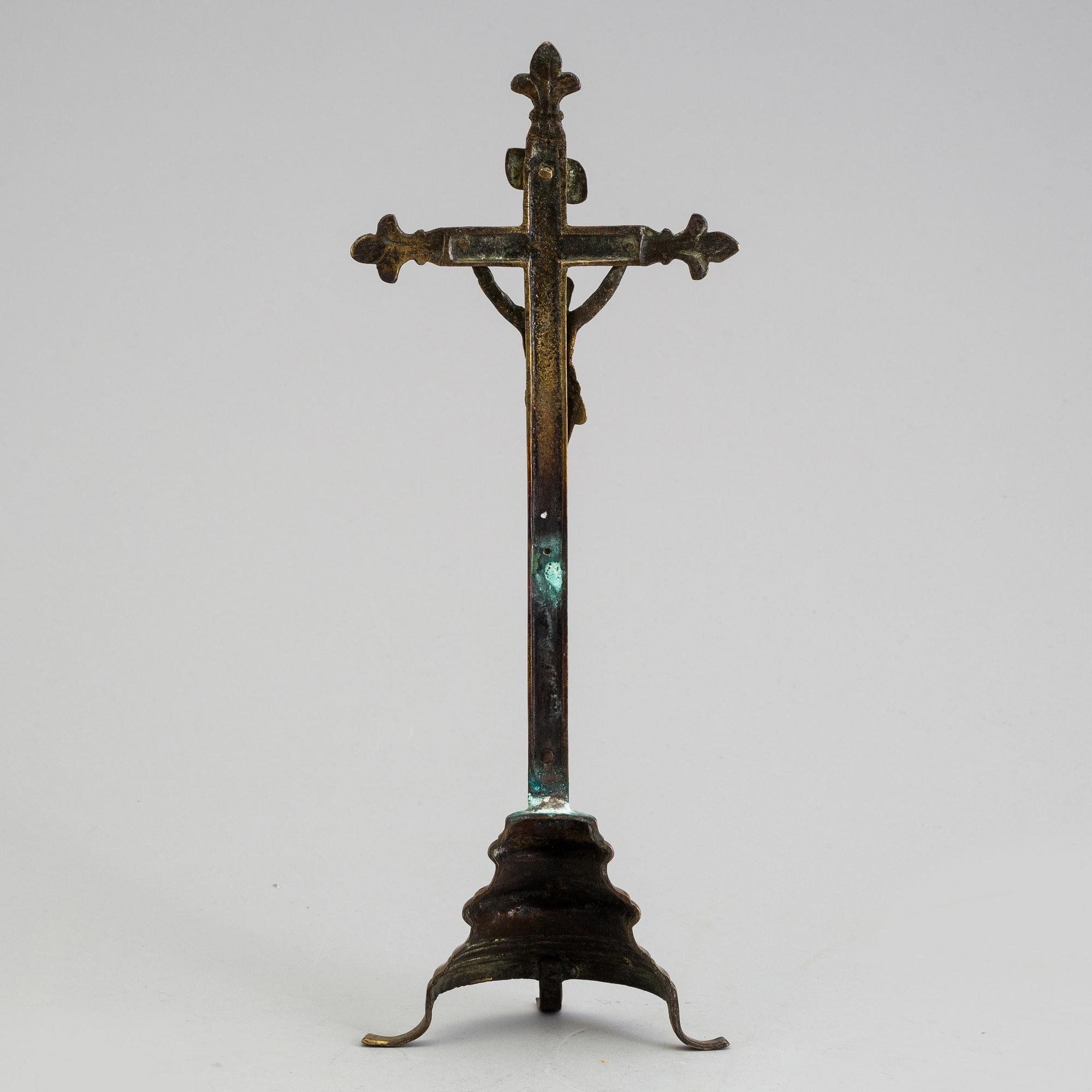 A BRONZE CRUCIFIX, 18th century.