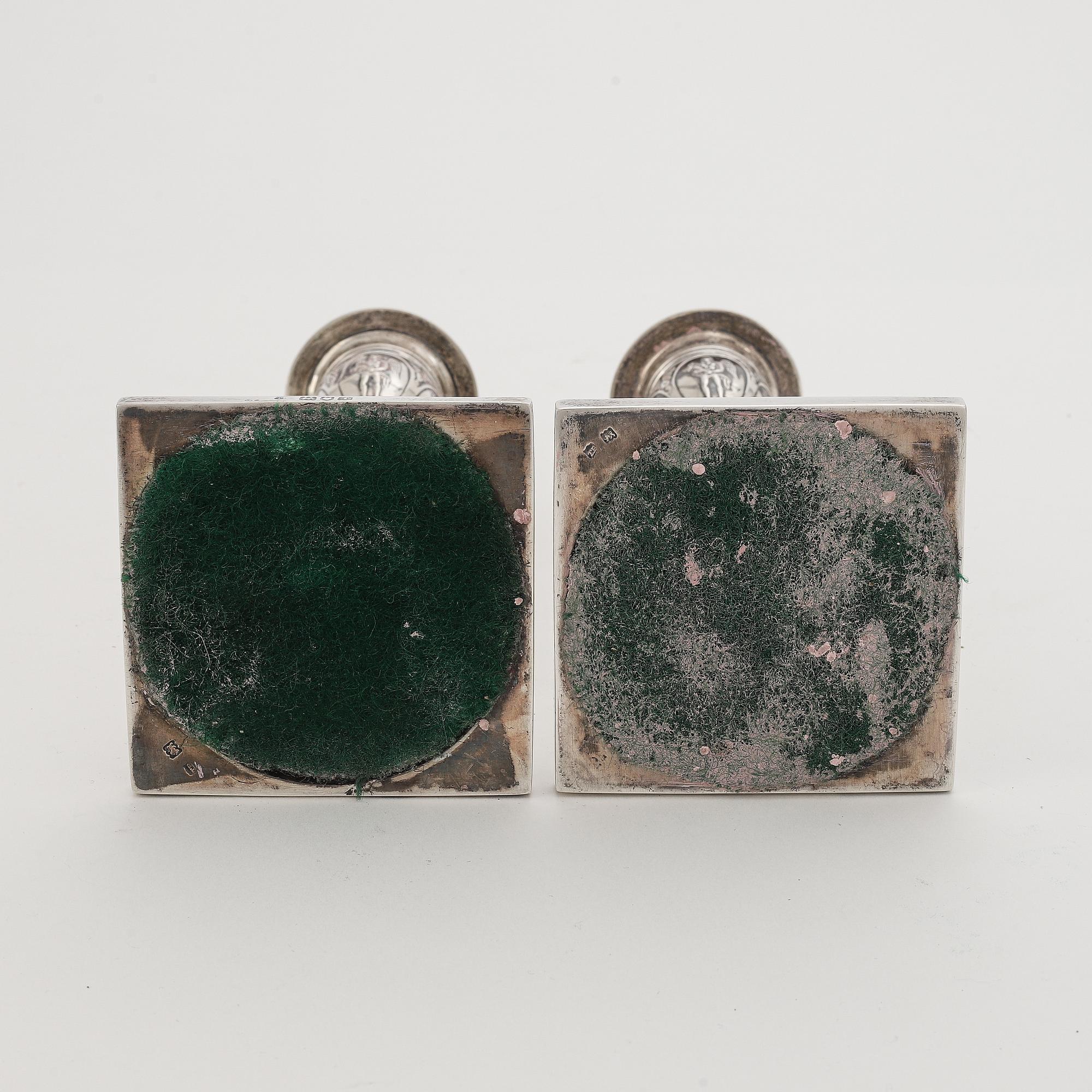 Ljusstakar, ett par, silver, edwardianska, London, 1904. Troligen Thomas Bradbury & Sons (Turner Bradbury).