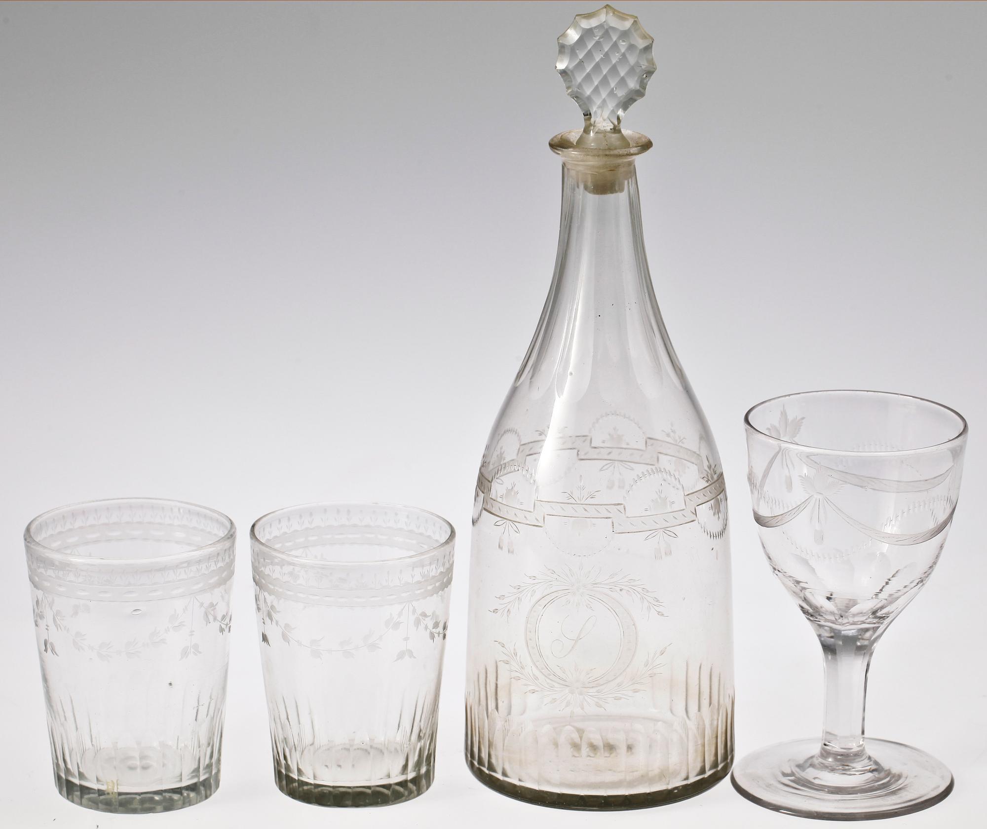 PARTI GLAS, 4 delar, 1700-1800-tal.