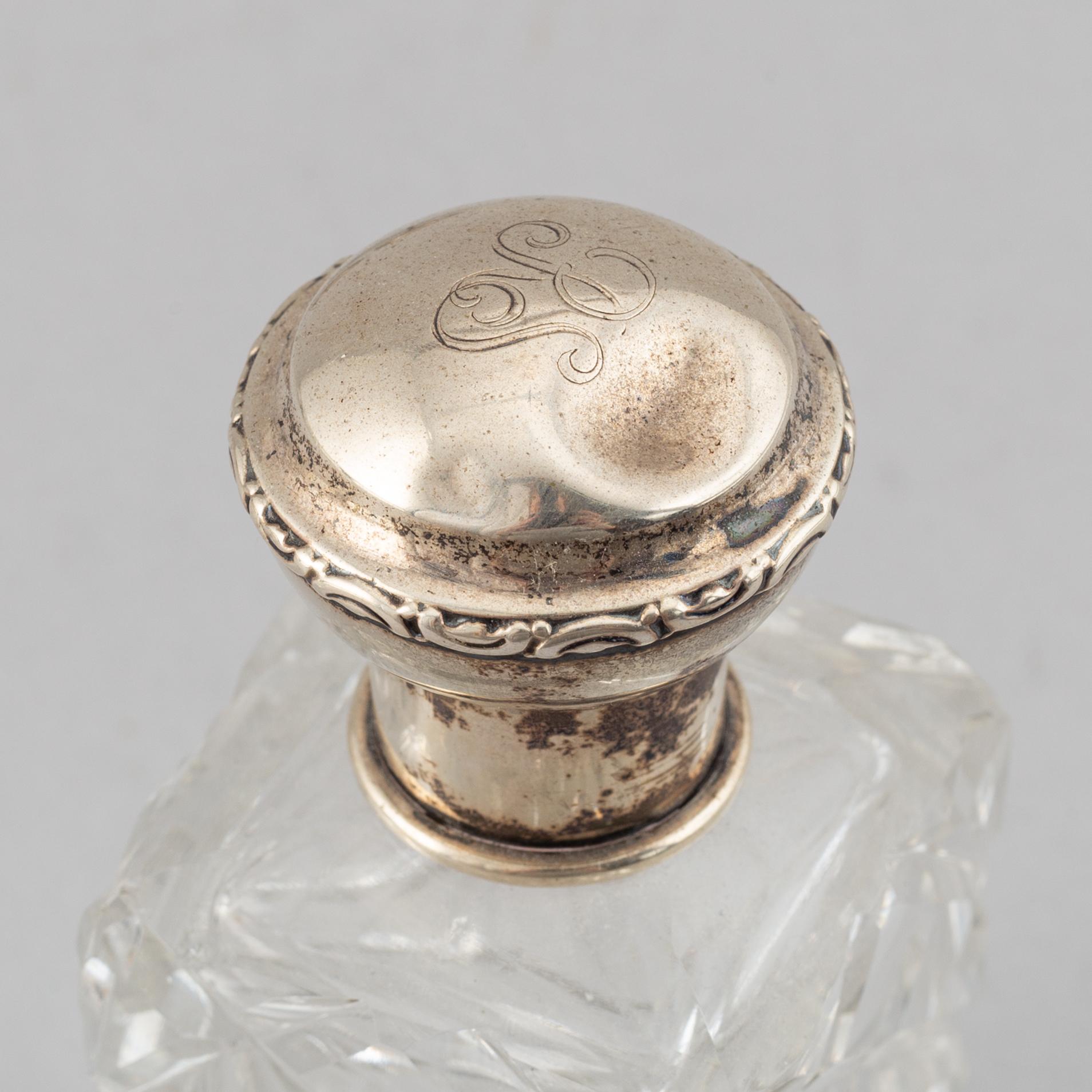 A set of seven toiletries, Including Sjögren Ab Juvelerare Oscar, Göteborg, 1920.