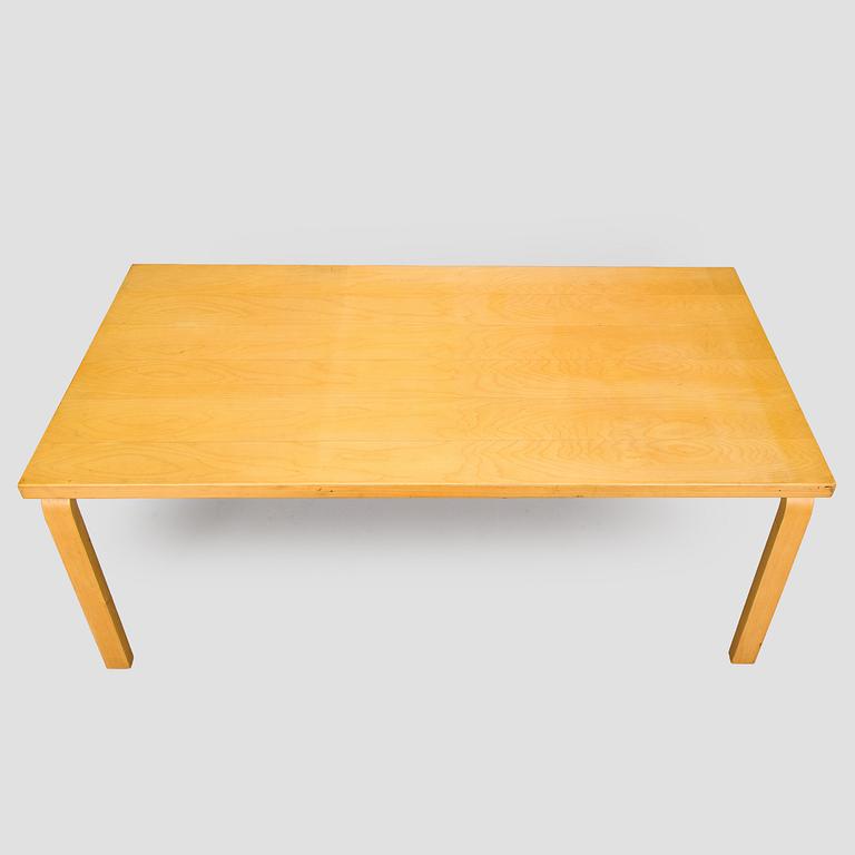 Alvar Aalto, Pöytä 81A Artek, 1900-luvun loppu.