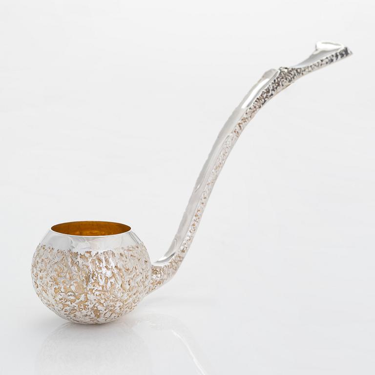 Pekka Turtiainen, bålskål med bålslev och bägare, 5 st, silver, Helsingfors 1985.