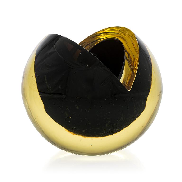 Nanny Still, skulptur, "Melon" signerad Nanny Still Riihimäen Lasi Oy.