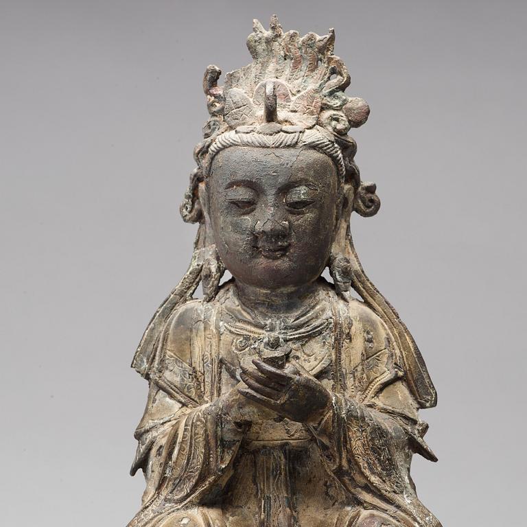 GUANYIN, brons. Mingdynastin (1368-1644).