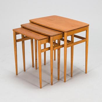 A 3-piece nesting table, mid-20th century.