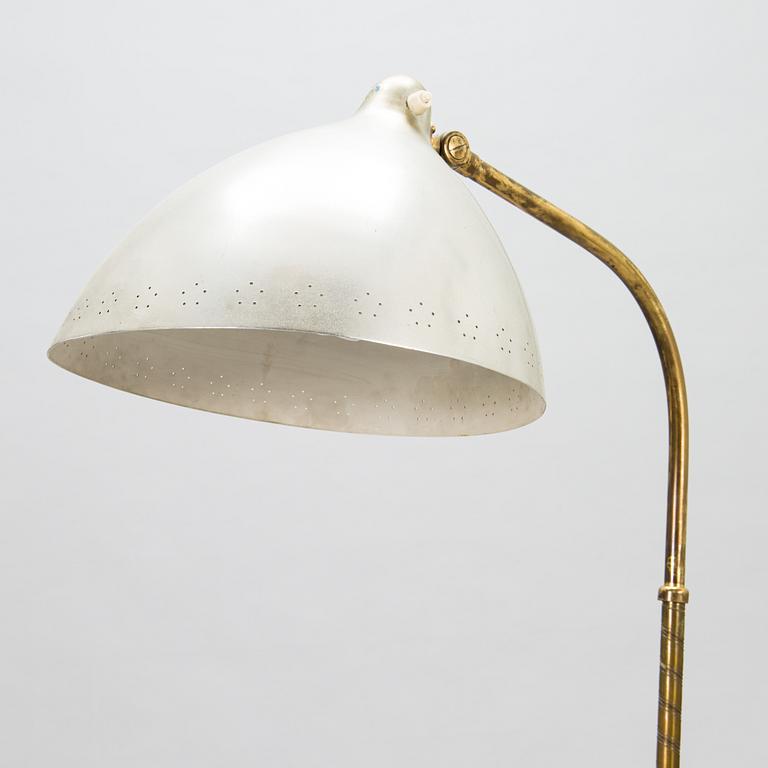 Lisa Johansson-Pape, A mid-20th century '2062' floor light, Stockmann Orno, Finland.