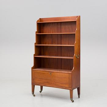 BOKHYLLA, engelsk stil, 1800-talets slut.