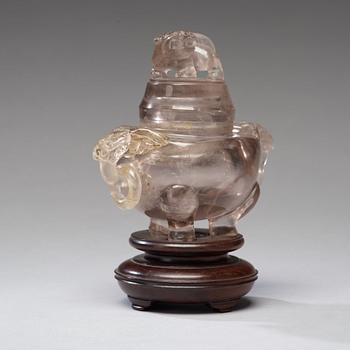 A rock chrystal censer with cover, Qing dynasty (1644-1912).