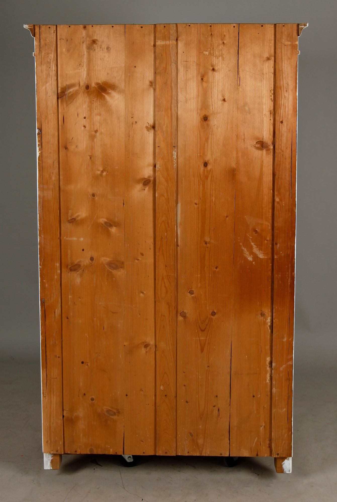 KLÄDSKÅP, sent 1800-tal.