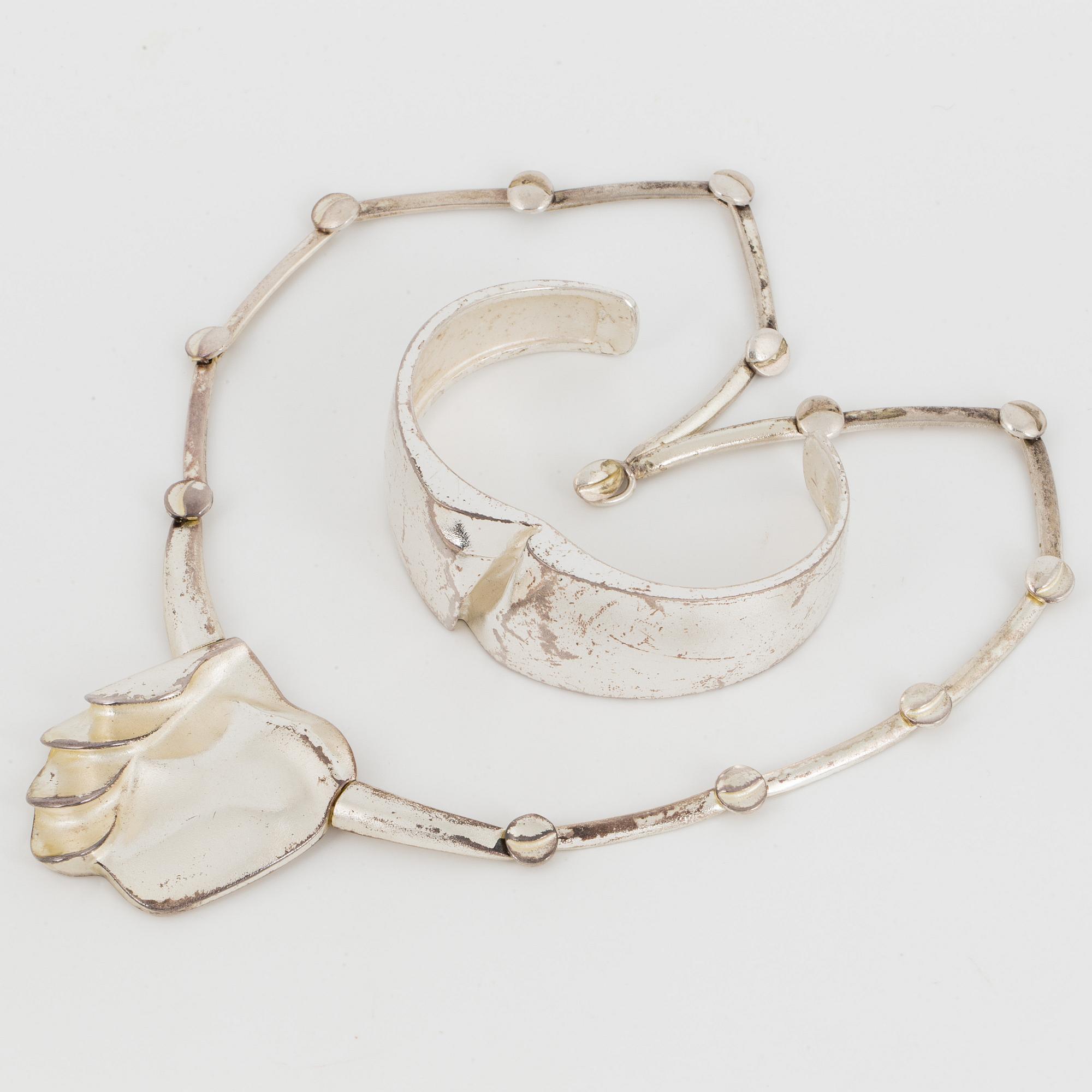 LAPPONIA, bangle and necklace.