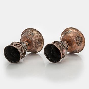 Voiamppupari, Tiibet, kupari, hopeoitu koristelu. 1800-luku.