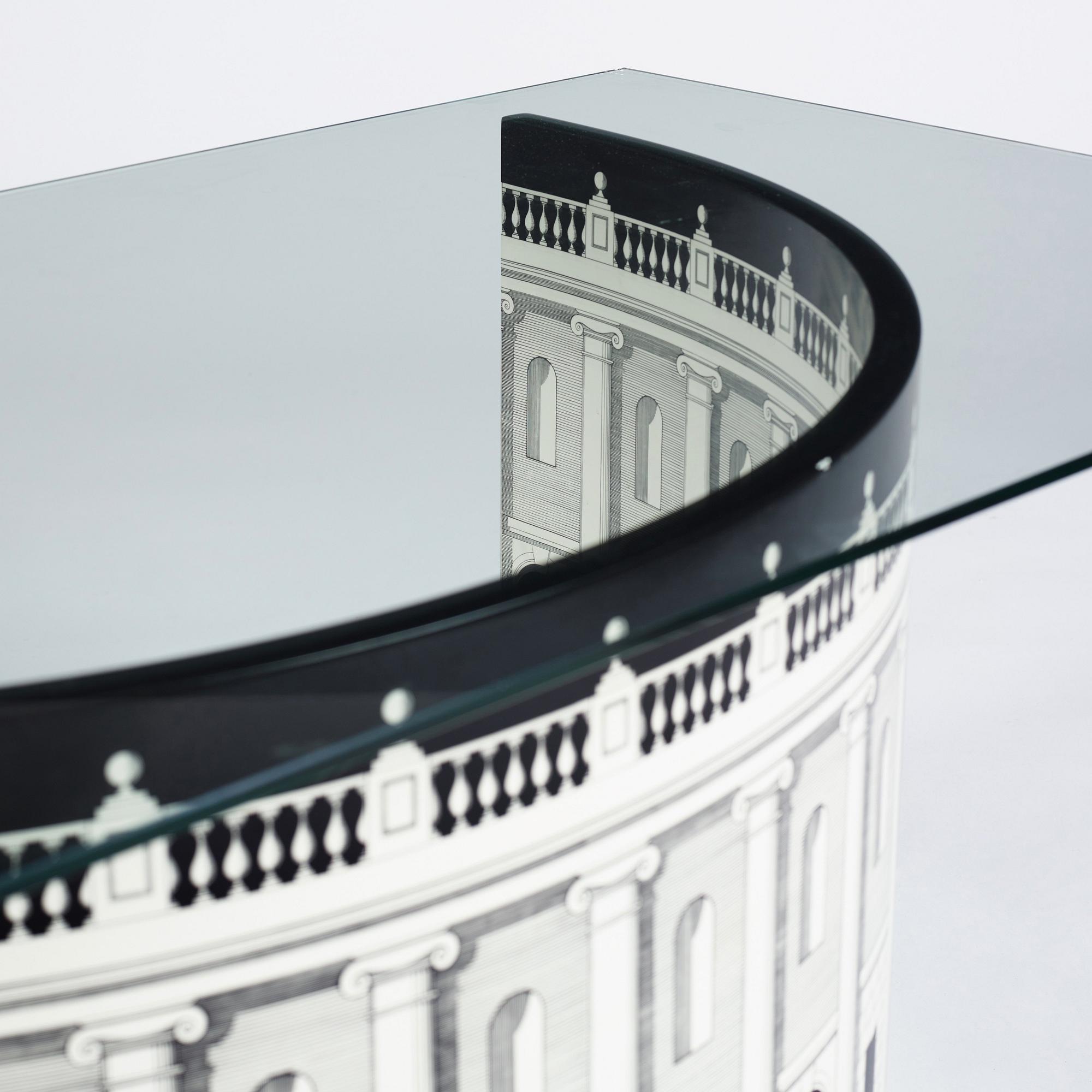 Piero Fornasetti, soffbord, "Architettura", Fornasetti, Milano, Italien 2008.