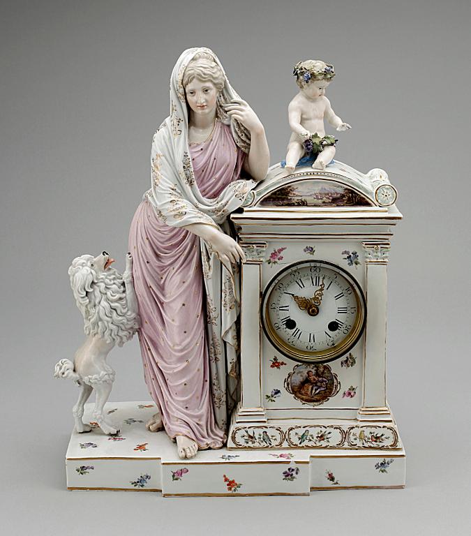 BORDSPENDYL, porslin. Meissen ca 1900.