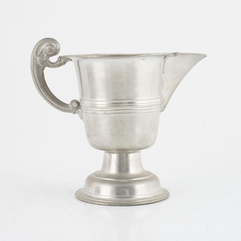 A pewter water-jug, mark of Henning Gustaf Pschorn, Stockholm 1731.