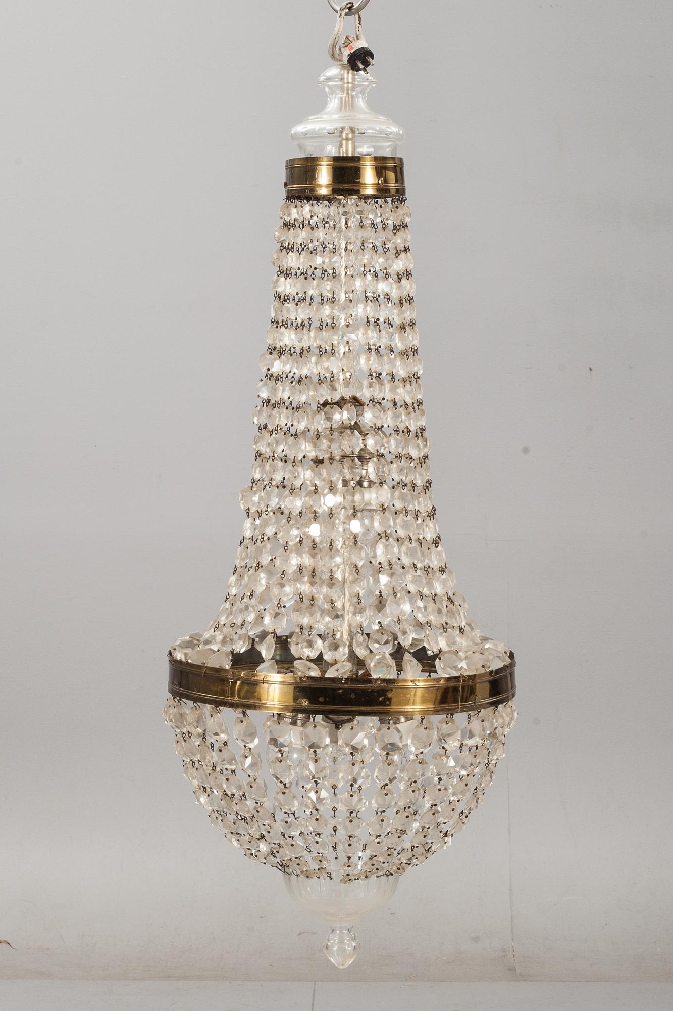 LJUSKRONA, oskariansk, 1900-talets början. Höjd c:a 100 cm.