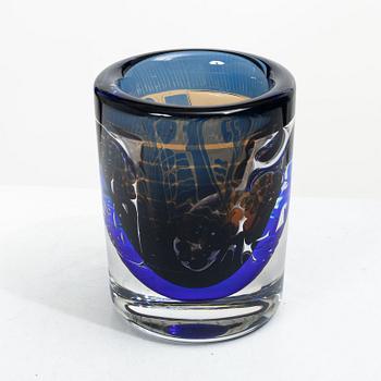 Edvin Öhrström, a vase, Ariel, Orrefors, 1987.
