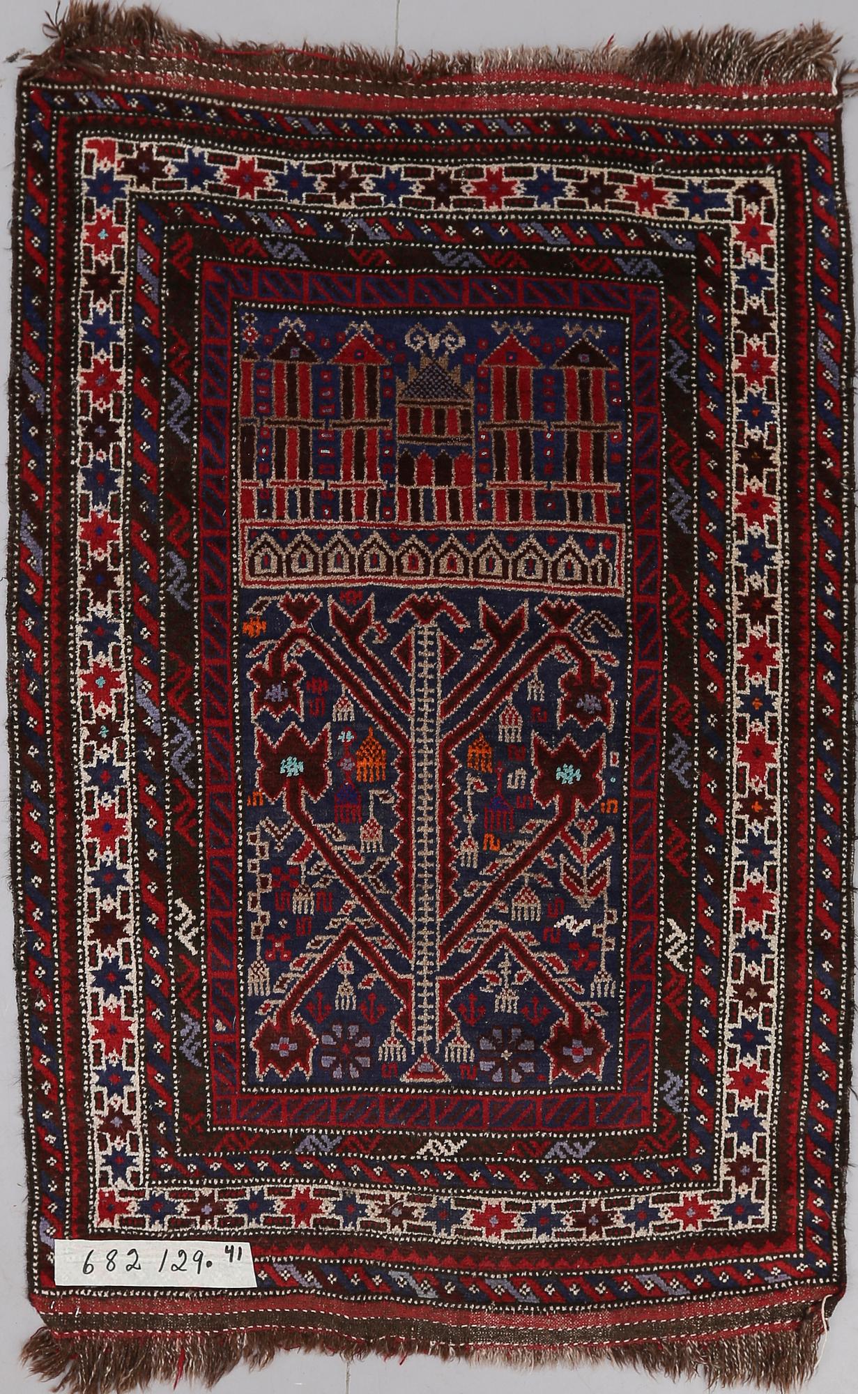 MATTA, orientalisk, old. Ca 137 x 89 cm.